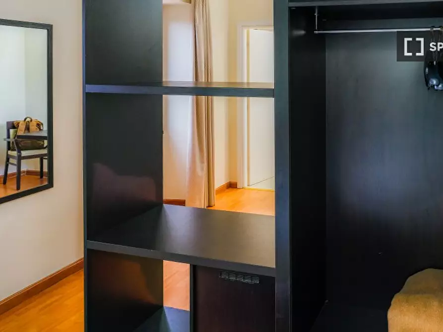 Immagine 3 di Camera condivisa in affitto  in Via Cassia a Roma