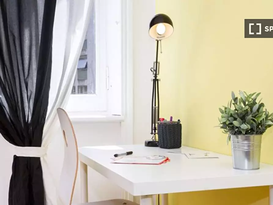 Immagine 6 di Camera condivisa in affitto  in Via Larga a Milano