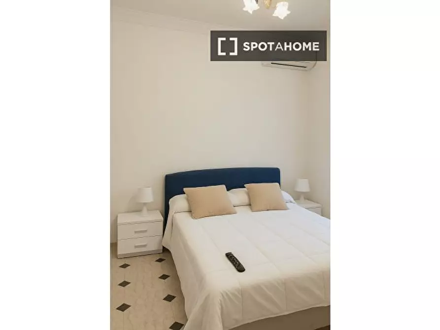 Immagine 2 di Camera condivisa in affitto  in Via Leopoldo Nobili a Roma