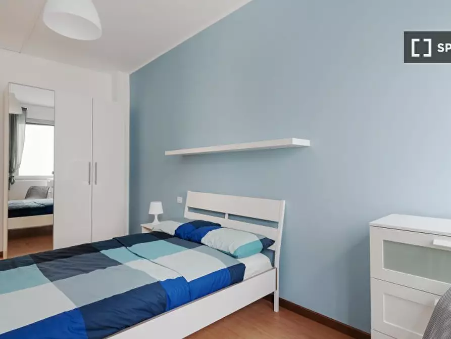 Immagine 2 di Camera condivisa in affitto  in Via Ernesto Breda a Milano