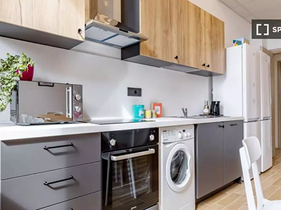 Immagine 12 di Camera condivisa in affitto  in Via Carlo Pedrotti a Torino