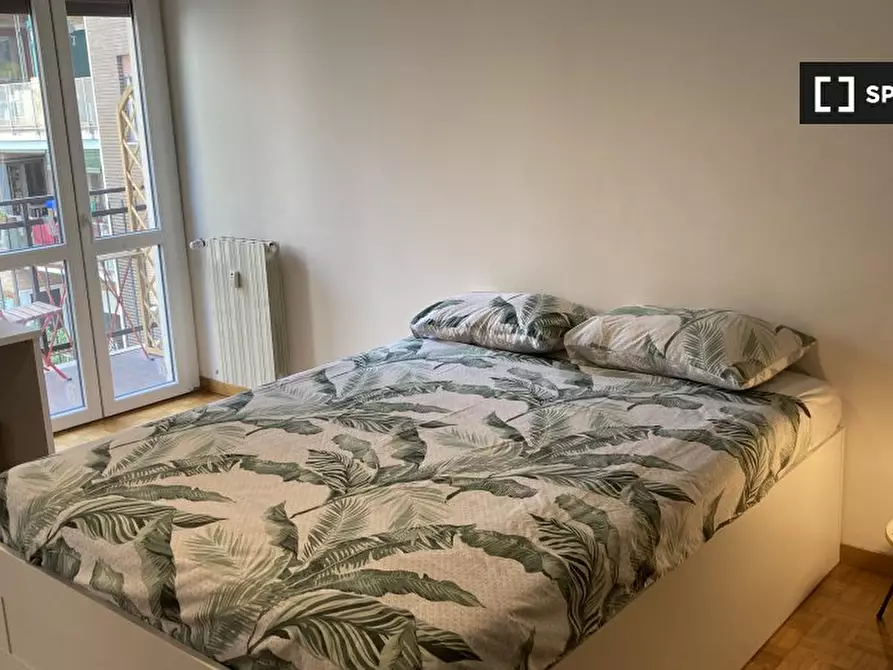 Immagine 3 di Camera condivisa in affitto  in Via Savona a Milano