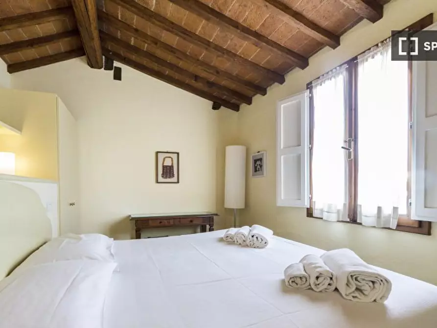 Immagine 4 di Appartamento in affitto  in Piazza di Santa Croce a Firenze