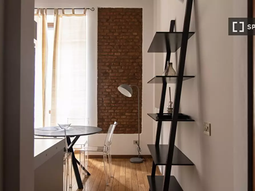 Immagine 2 di Ufficio in affitto  in Via Gaspare Rosales a Milano