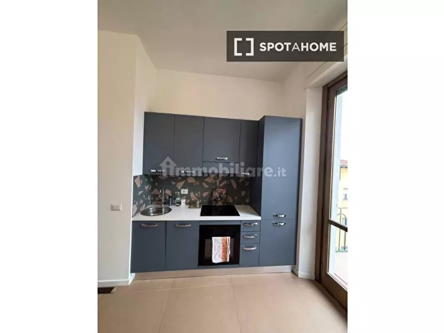 Immagine 4 di Camera condivisa in affitto  in Viale Certosa a Milano