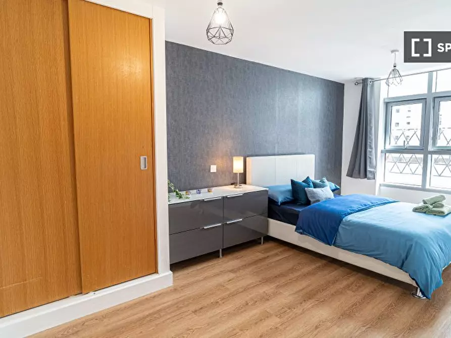 Immagine 13 di Appartamento in affitto  in Barking Rd a East Ham