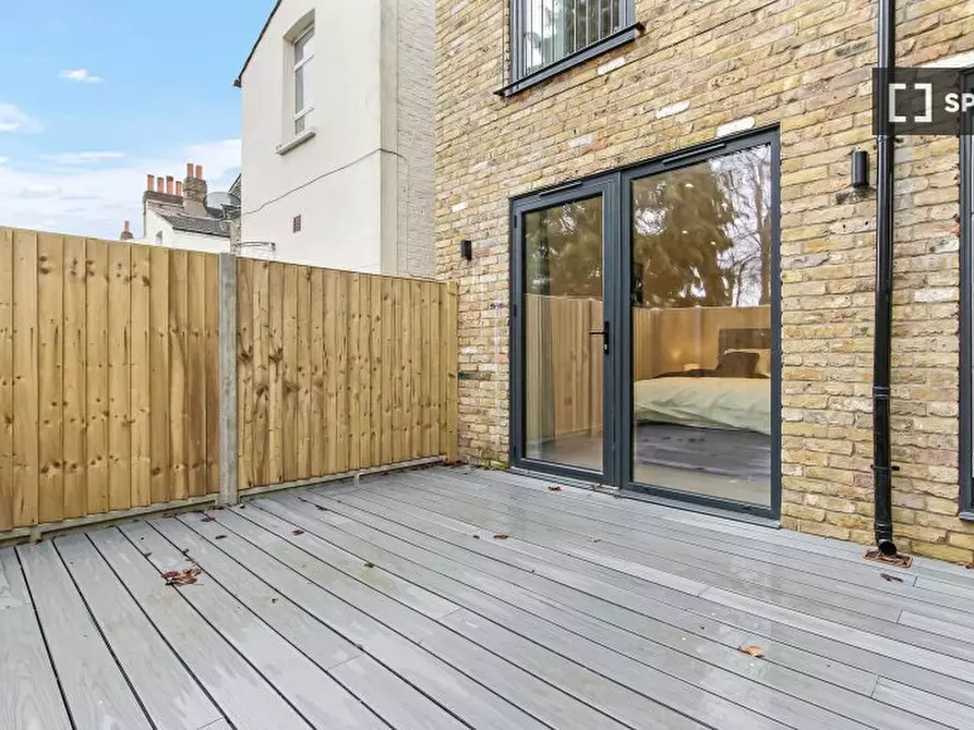 Immagine 7 di Appartamento in affitto  in Vincent Rd a Croydon