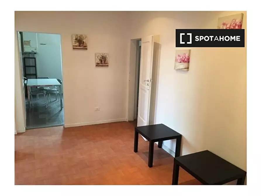 Immagine 8 di Camera condivisa in affitto  in Via Emilia Levante a Bologna