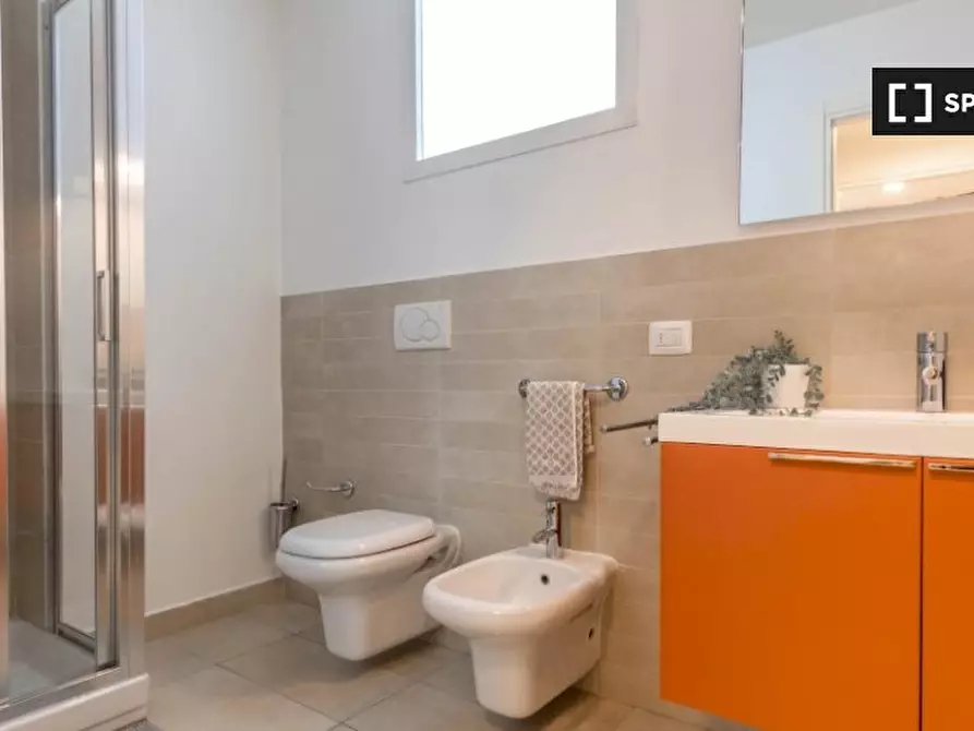 Immagine 18 di Camera condivisa in affitto  in Via Bernardino Biondelli a Milano