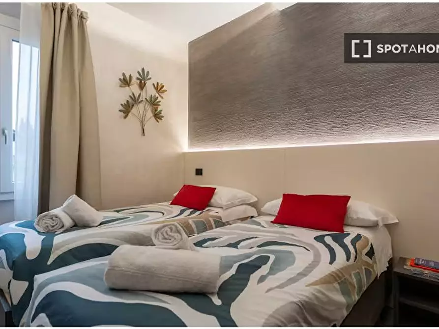 Immagine 1 di Camera condivisa in affitto  in Via Faenza a Firenze