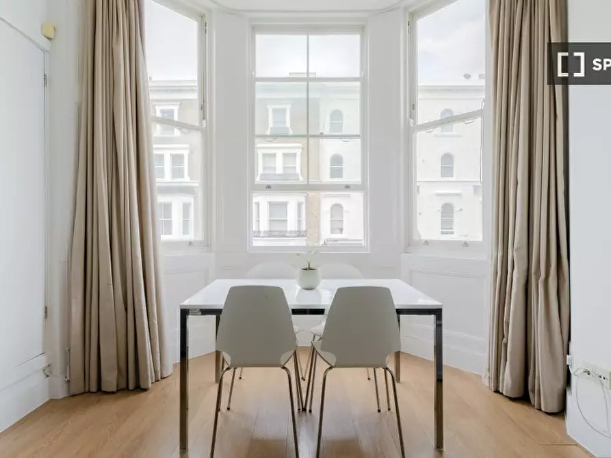 Immagine 5 di Appartamento in affitto  in Apartment a Kensington