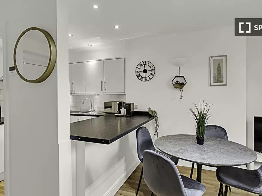 Immagine 18 di Appartamento in affitto  in Norfolk Place a Paddington