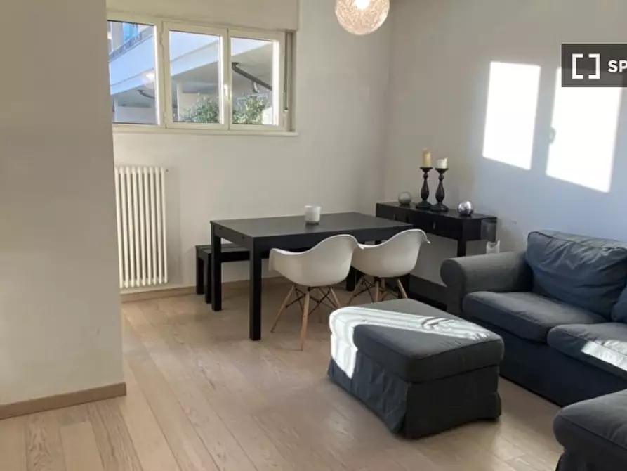 Immagine 1 di Appartamento in affitto  in Via Adamello a Milano