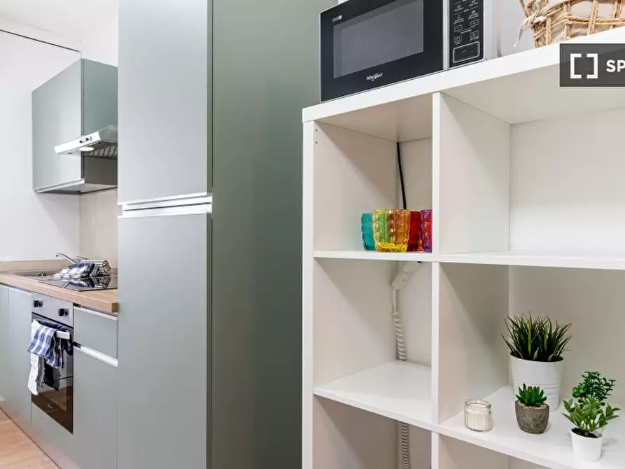 Immagine 10 di Camera condivisa in affitto  in Via del Brennero a Trento