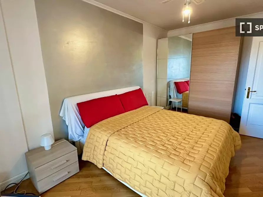 Immagine 6 di Camera condivisa in affitto  in Via Giuseppe Dessì a Roma