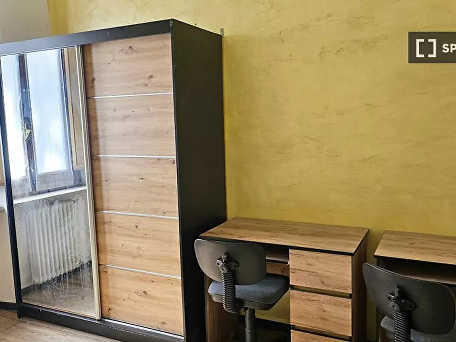 Immagine 2 di Camera condivisa in affitto  in Corso Novara a Torino