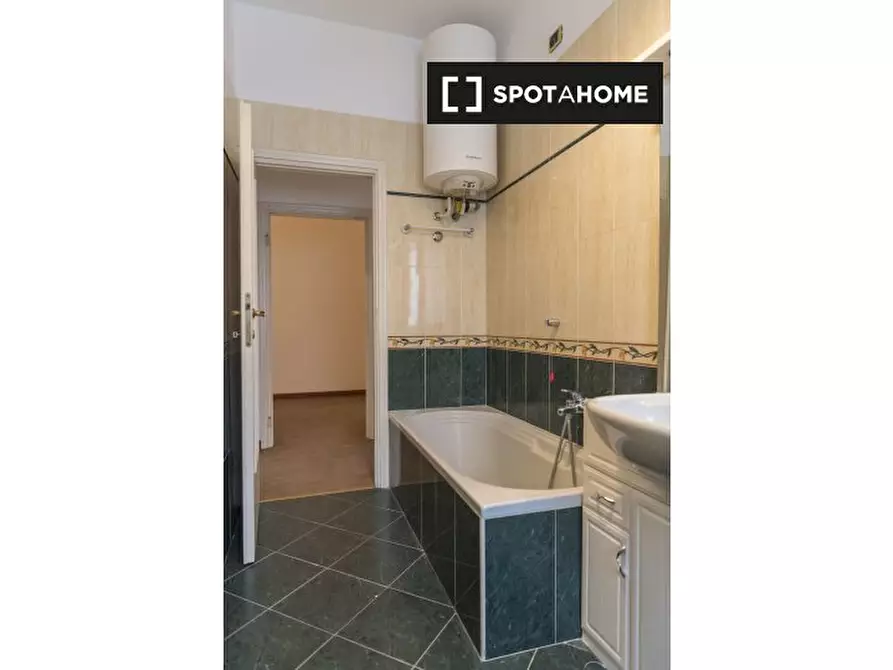 Immagine 9 di Appartamento in affitto  in Viale Campania a Milano