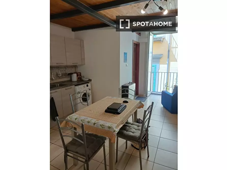 Immagine 5 di Ufficio in affitto  in Via Pignasecca a Napoli