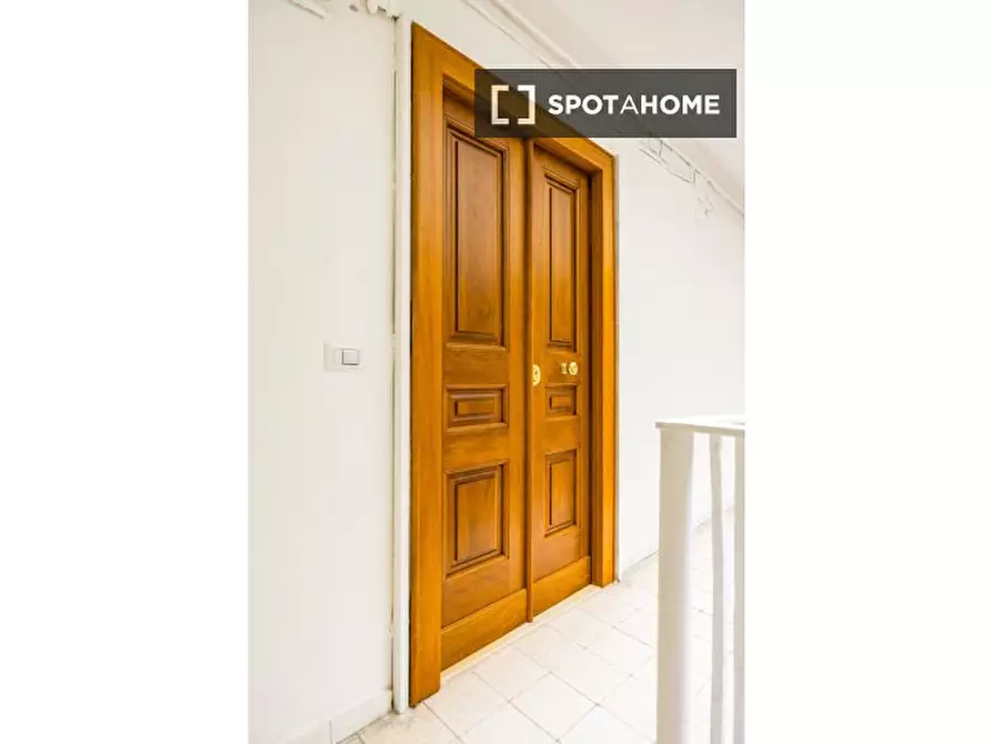 Immagine 17 di Appartamento in affitto  in Via Maddaloni a Napoli