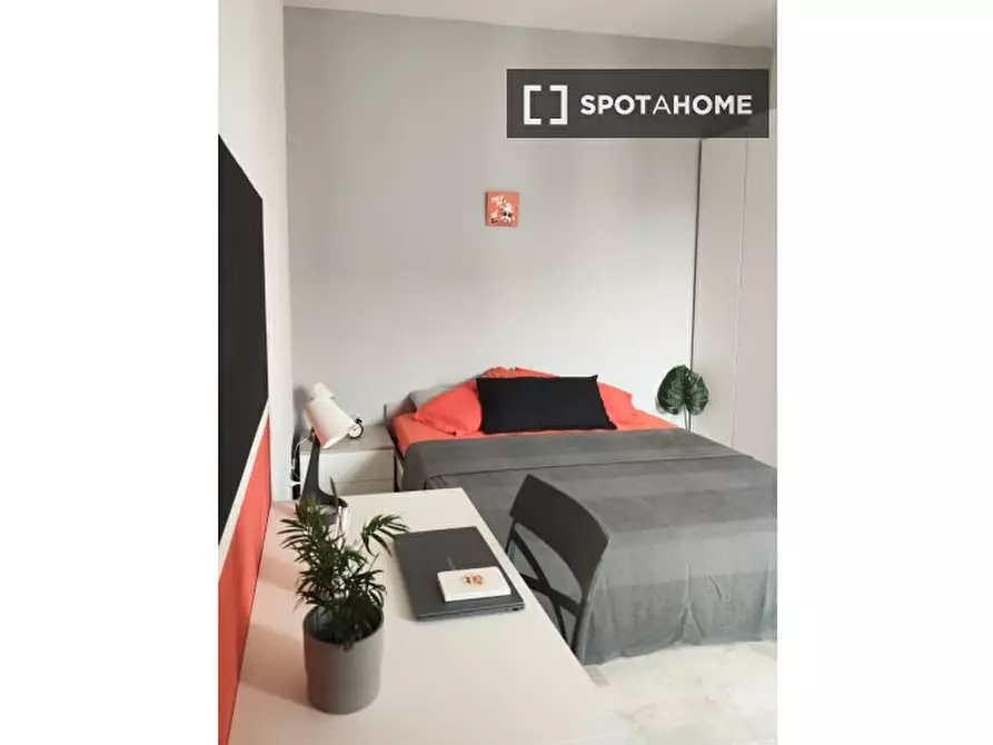 Immagine 14 di Camera condivisa in affitto  in Della Barca a Bologna