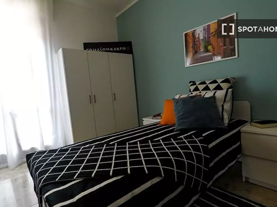 Immagine 5 di Camera condivisa in affitto  in Bligny a Brescia