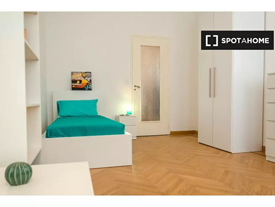 Immagine 5 di Camera condivisa in affitto  in Via Sant'Agostino a Torino