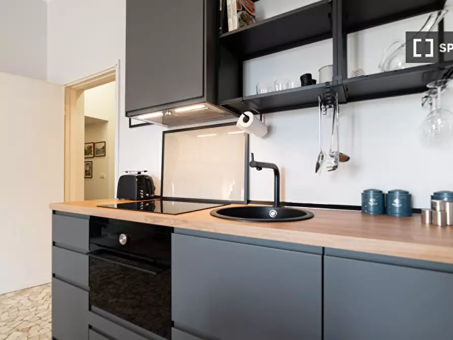 Immagine 18 di Appartamento in affitto  in Via Edmondo de Amicis a Milano