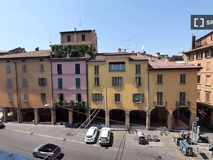Immagine 19 di Appartamento in affitto  in Galleria del Toro a Bologna