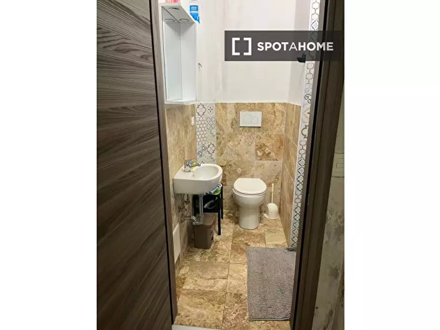 Immagine 19 di Camera condivisa in affitto  in Via Ugo Polonio a Padova