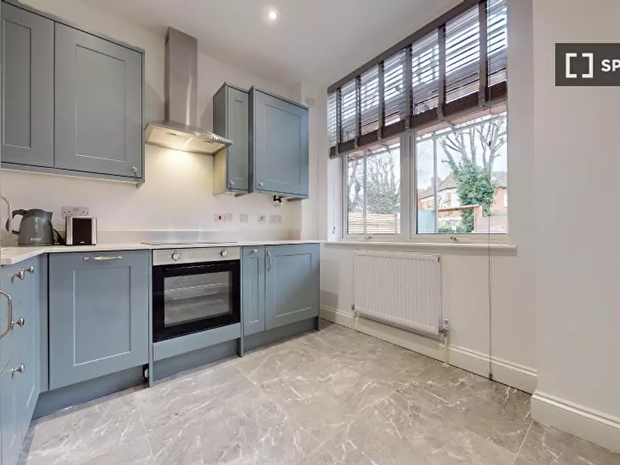 Immagine 4 di Appartamento in affitto  in Blenheim Gardens a Brent