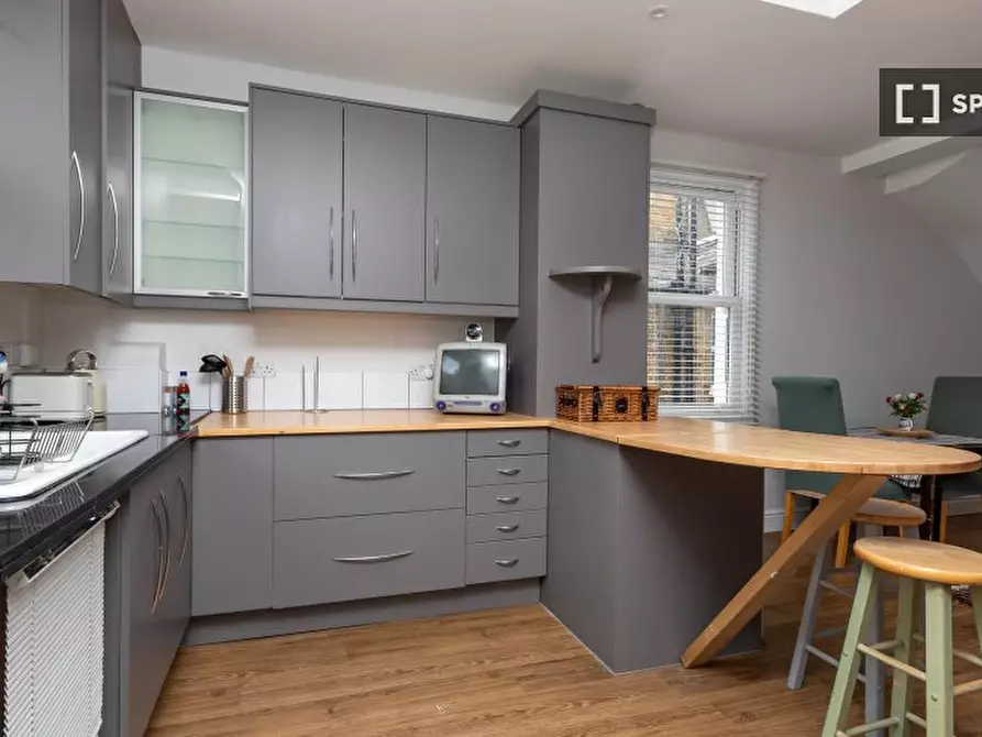 Immagine 5 di Appartamento in affitto  in Harbord St a Hammersmith
