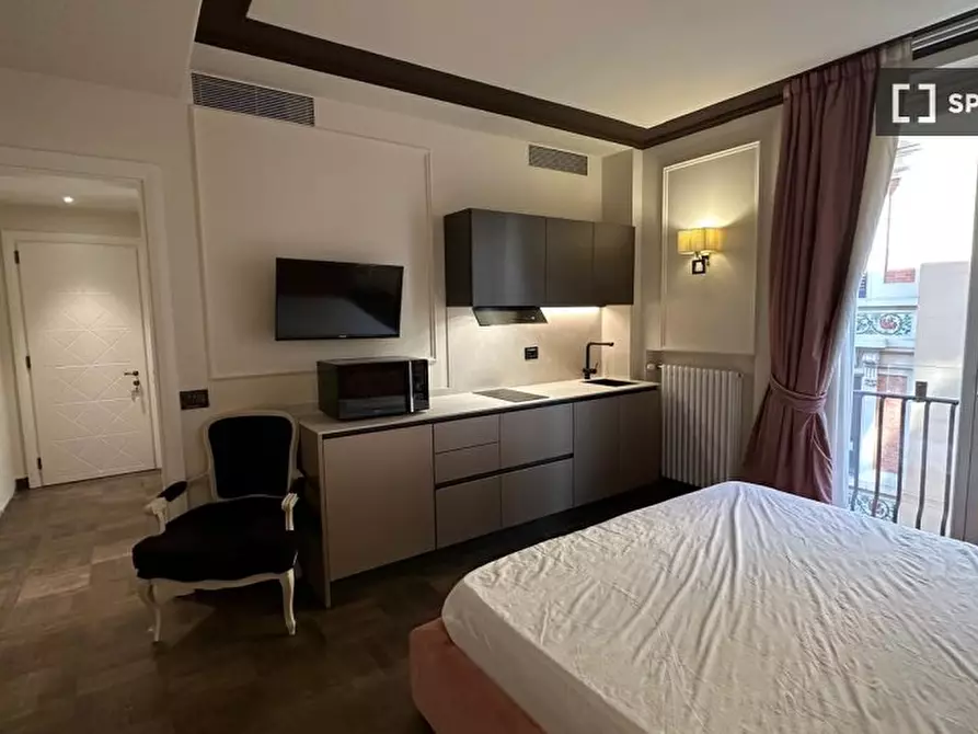 Immagine 10 di Ufficio in affitto  in Via dei Brunelleschi a Firenze