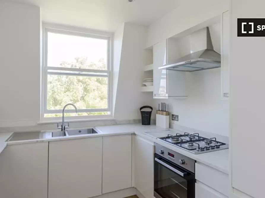 Immagine 3 di Appartamento in affitto  in flat a Hammersmith