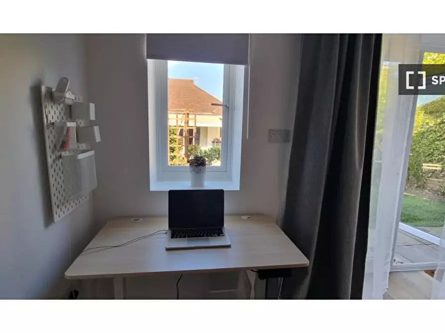 Immagine 10 di Ufficio in affitto  in Eastdean Ave a 