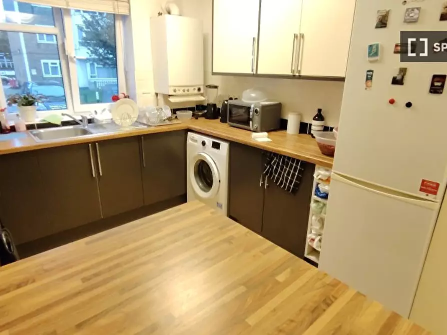 Immagine 7 di Camera condivisa in affitto  in Queen Caroline St a Hammersmith
