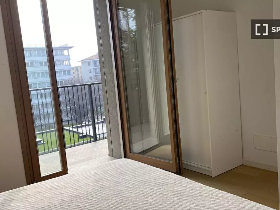 Immagine 4 di Camera condivisa in affitto  in Via Melchiorre Gioia a Milano