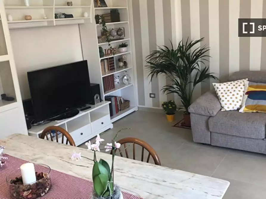 Immagine 5 di Camera condivisa in affitto  in Via Sant'Abbondio a Milano