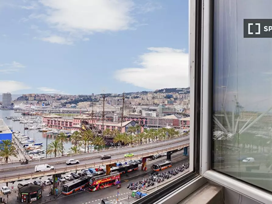 Immagine 10 di Ufficio in affitto  in Via di Sottoripa a Genova