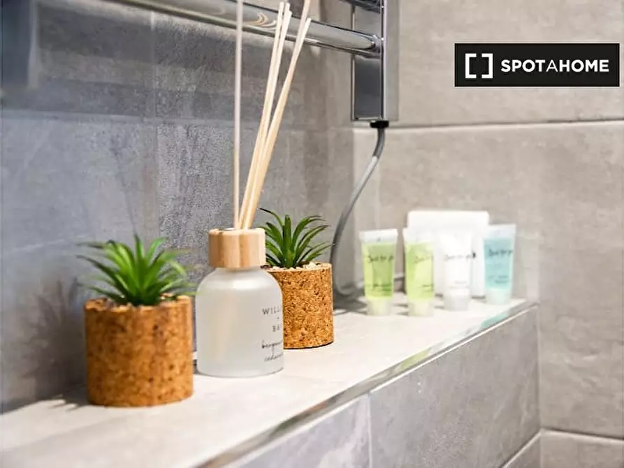 Immagine 3 di Ufficio in affitto  in Flat 32-34 Swinton StLondon WC1X 9NX a Camden Town