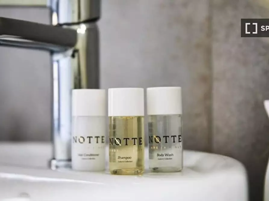 Immagine 2 di Appartamento in affitto  in Via Raffaello Sanzio a Milano