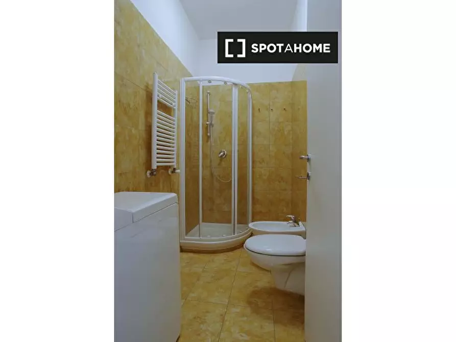 Immagine 2 di Ufficio in affitto  in Piazza Luigi di Savoia a Milano