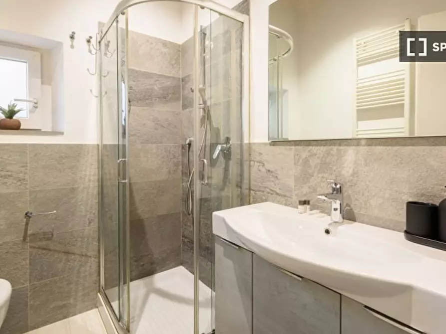 Immagine 12 di Appartamento in affitto  in Via del Leone a Firenze