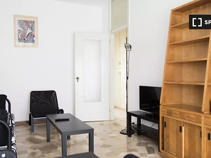 Immagine 4 di Appartamento in affitto  in Via Eugenio Villoresi a Milano