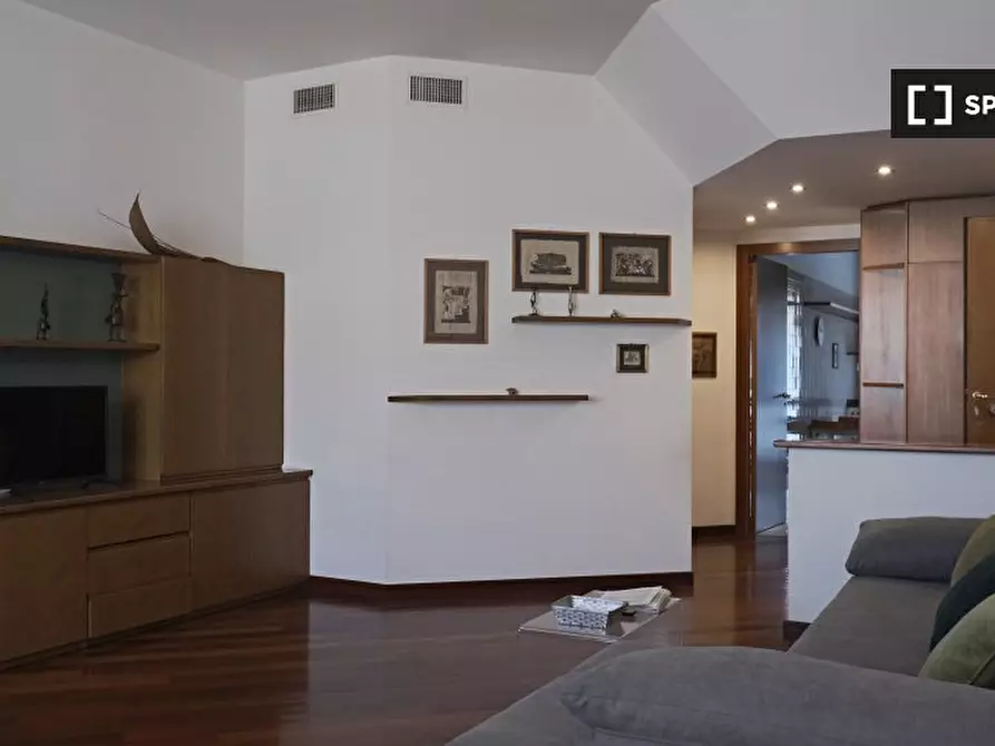Immagine 4 di Appartamento in affitto  in Via Leon Battista Alberti a Milano
