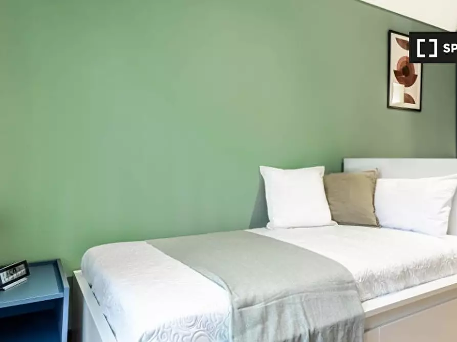 Immagine 9 di Camera condivisa in affitto  in Via Coluccio Salutati a Milano