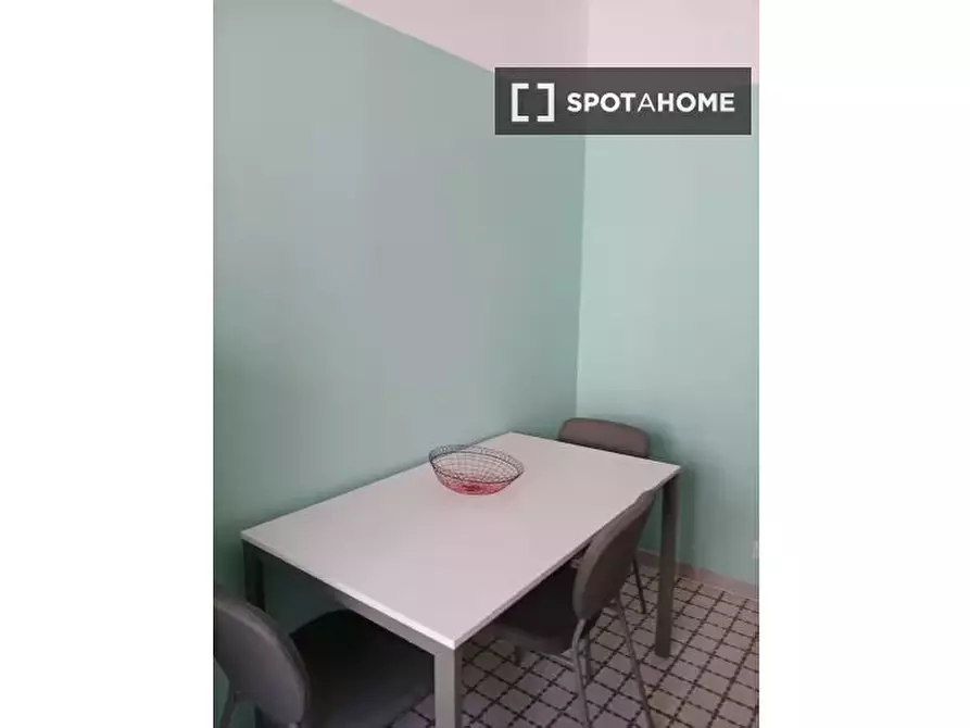 Immagine 4 di Appartamento in affitto  in Viale Guglielmo Marconi a Roma