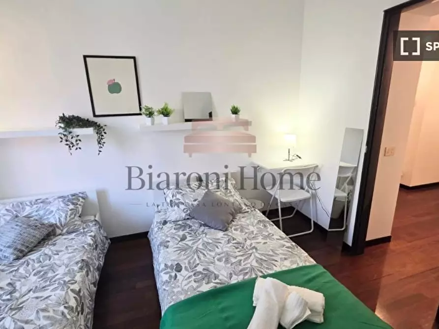 Immagine 3 di Camera condivisa in affitto  in Via Terraggio a Milano