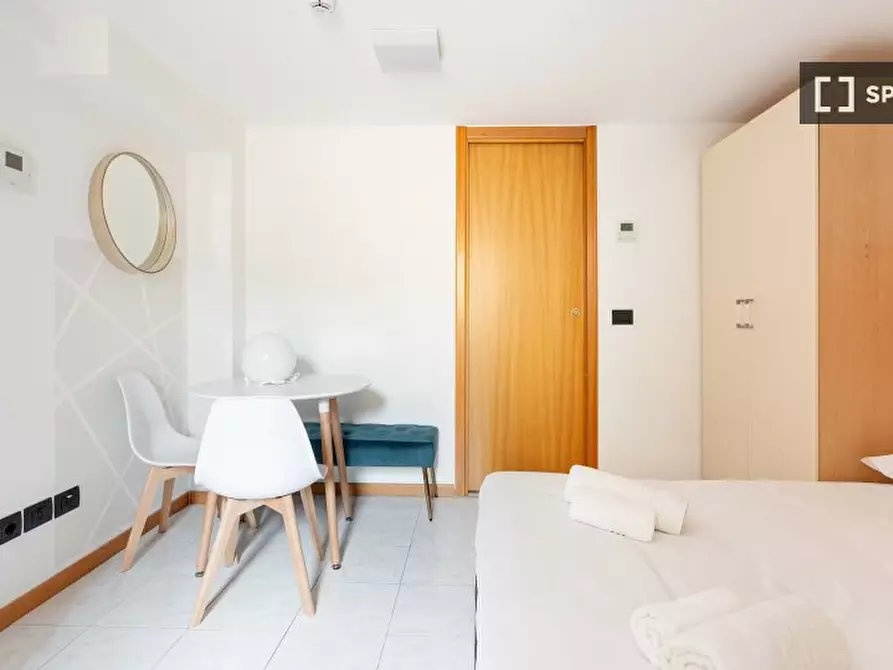 Immagine 5 di Ufficio in affitto  in Corso Magenta a Milano