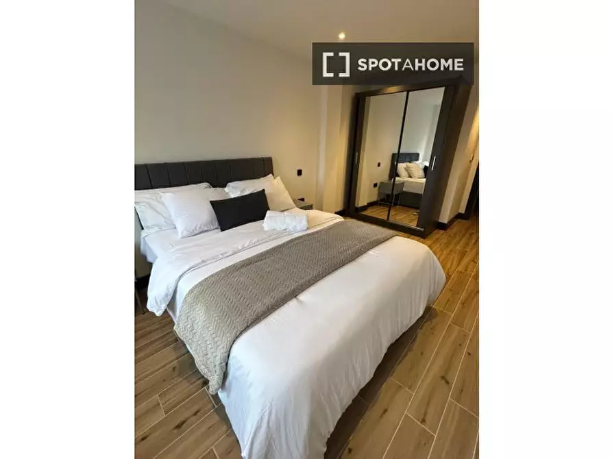 Immagine 5 di Appartamento in affitto  in A High Rd a Barnet