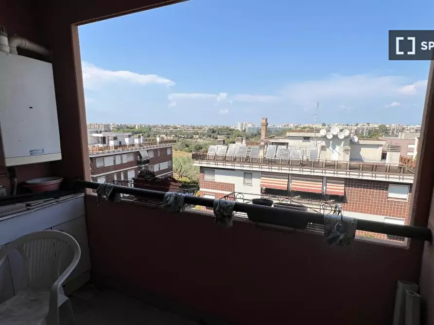 Immagine 15 di Camera condivisa in affitto  in Via Abigaille Zanetta a Roma